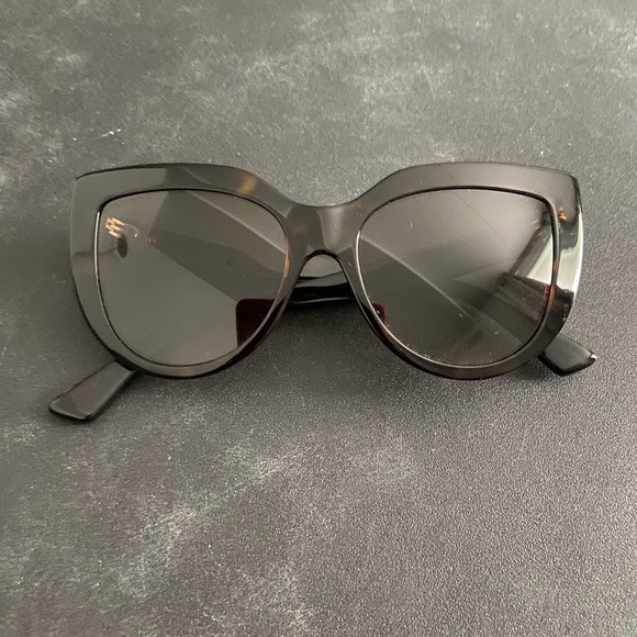 Gucci Accessories - Gucci sunglasses. Authentic, used a few times. Smoke & pet free home. No case